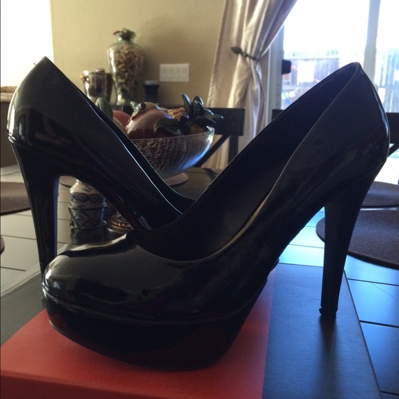 Guess shoes