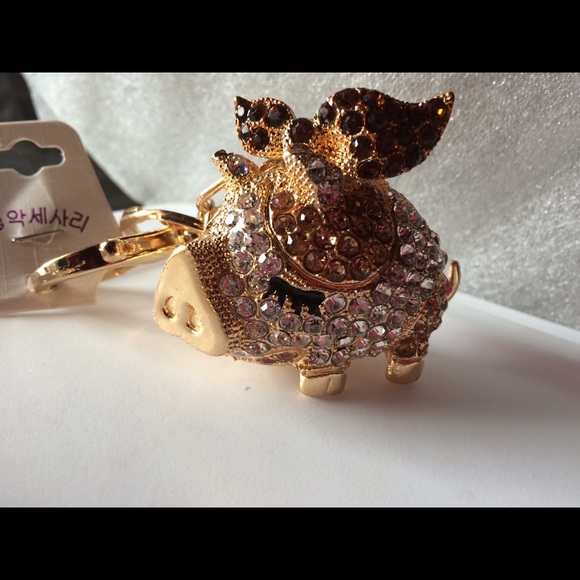 Adorable Pave heart &  cranberry Crystal eat pig