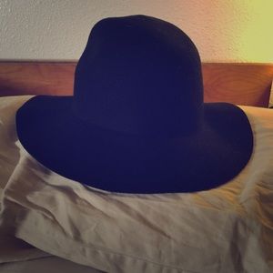 Black wide brim hat