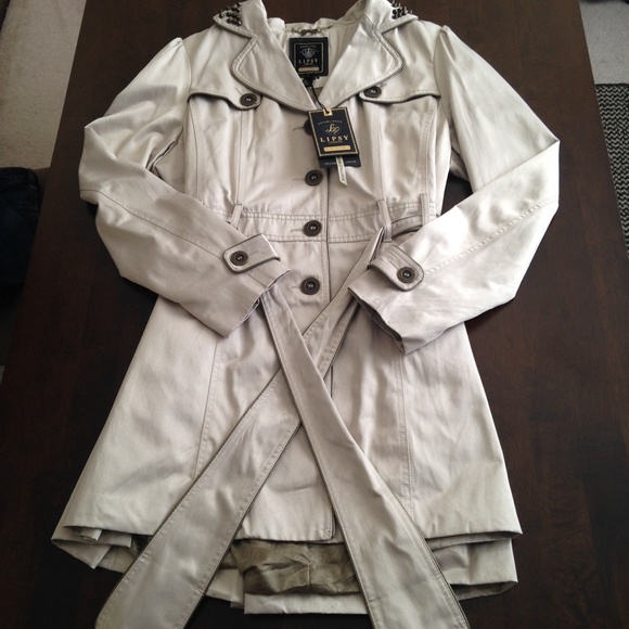 Lipsy London Coat NWT ✨