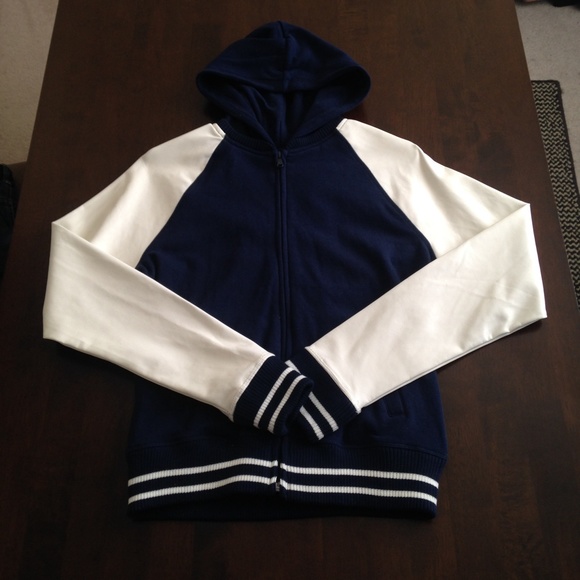 SO faux leather sleeve Jacket☺️