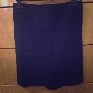 black bodycon skirt