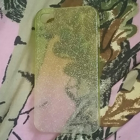 Iphone 4 case - Picture 1 of 1