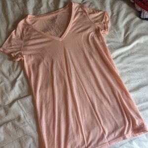 American Eagle v-neck