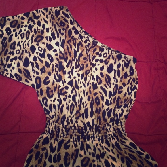 off shoulder cheetah print blouse