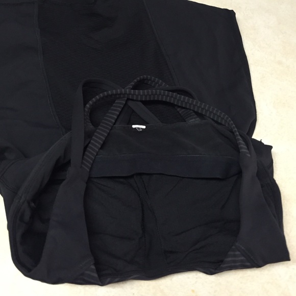 Black LULULEMON top - Picture 4 of 4