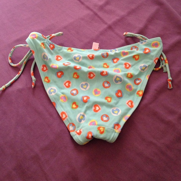 Victoria's Secret bottom - Picture 2 of 3