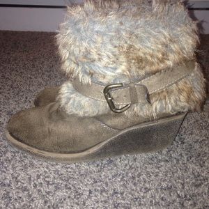 faux fur wedge boots