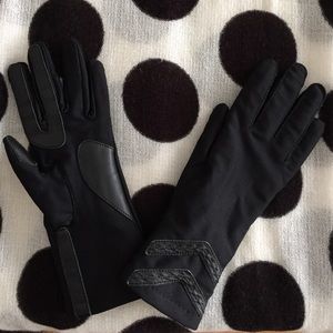 Black Thermaflex gloves