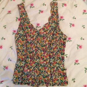 Scalloped-neck tank top