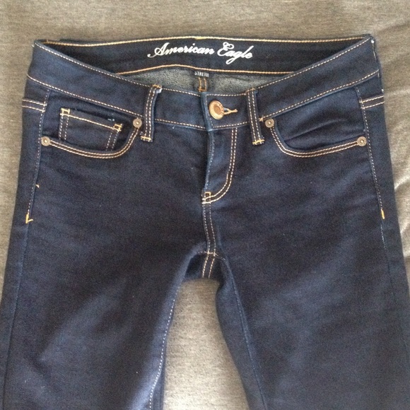 Dark stretch skinny jeans