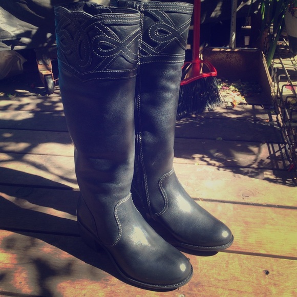 👢SOLD👢Nurture Black Knee High Riding Boots - Picture 2 of 5