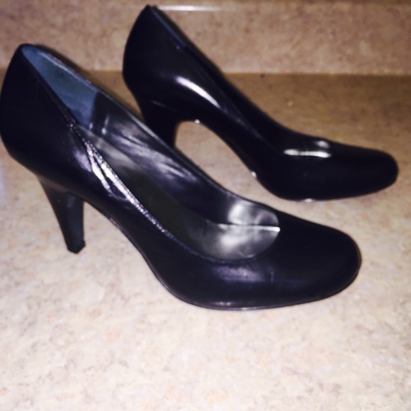 Style & Co Black patent leather pumps