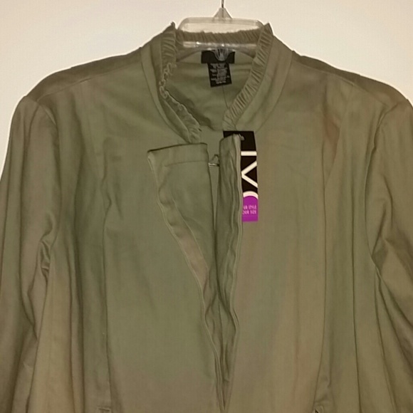 Ladies Jacket! Grab it!