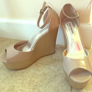 Steve Madden Gilt Shoes