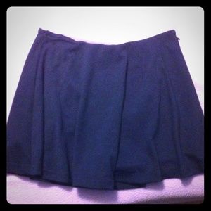 Cute Forever 21 navy blue skirt