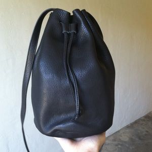 BAGGU Leather Drawstring Bucket Bag in Black