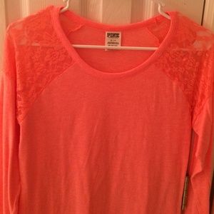 Brand "Pink" long sleeve shirt