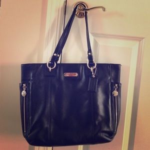 Coach black leather authentic bag