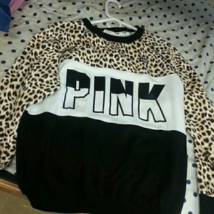 Vs pink crew