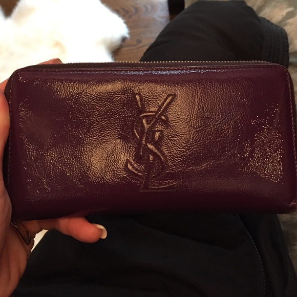 91% off Yves Saint Laurent Clutches \u0026amp; Wallets - Deep purple patent ...  