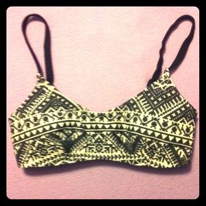 Xhilaration bathing suit top