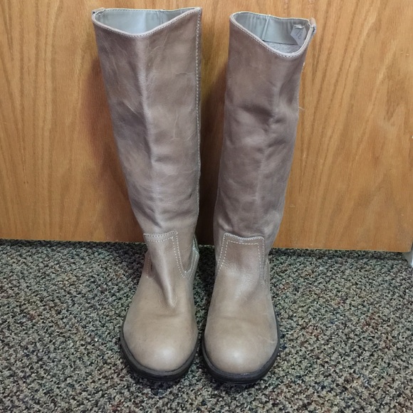 Leather boots