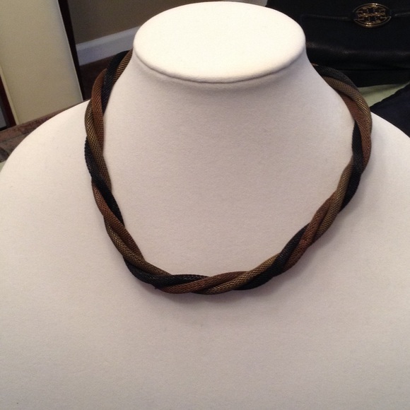 Necklace khaki & black