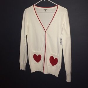 Heart pocket cardigan.