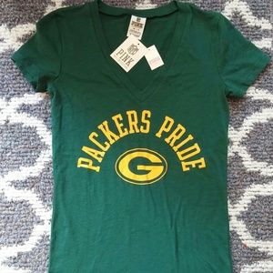 NWT Victoria's Secret PINK Green Bay Packers Vneck