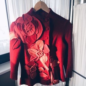 Vintage red rose color sweater, side-buttons