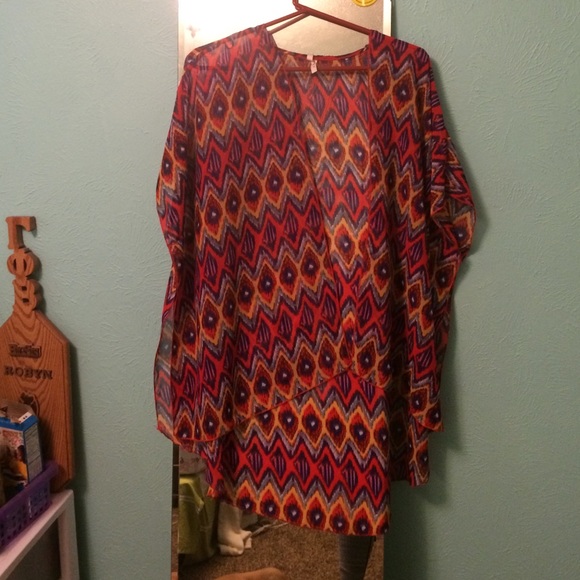 Kimono. Bold print