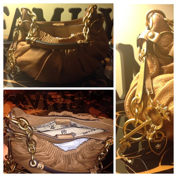 Juicy couture Purse mint condition 100% leather!!