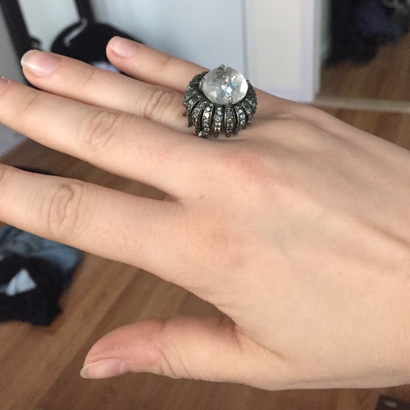 JUICY COUTURE COCKTAIL RING - Picture 2 of 2