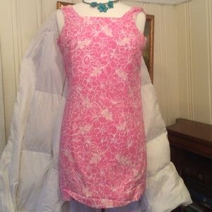 Lilly Pulitzer hibiscus shift dress