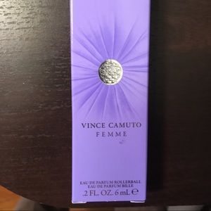 Vince camuto femme