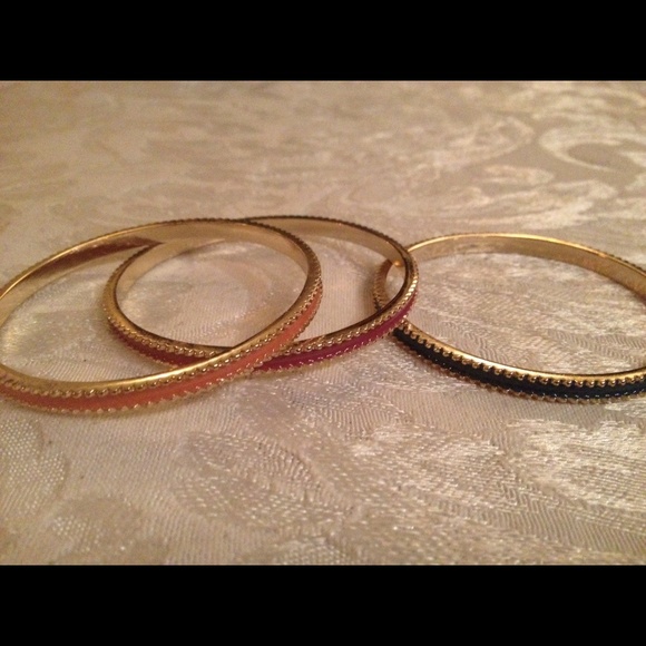 Anne Taylor Loft Bracelets - Picture 2 of 3