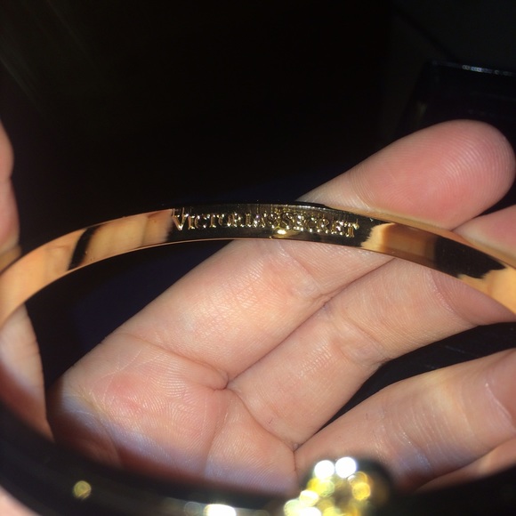 SALE!!! Victoria's Secret brand new gold bracelets