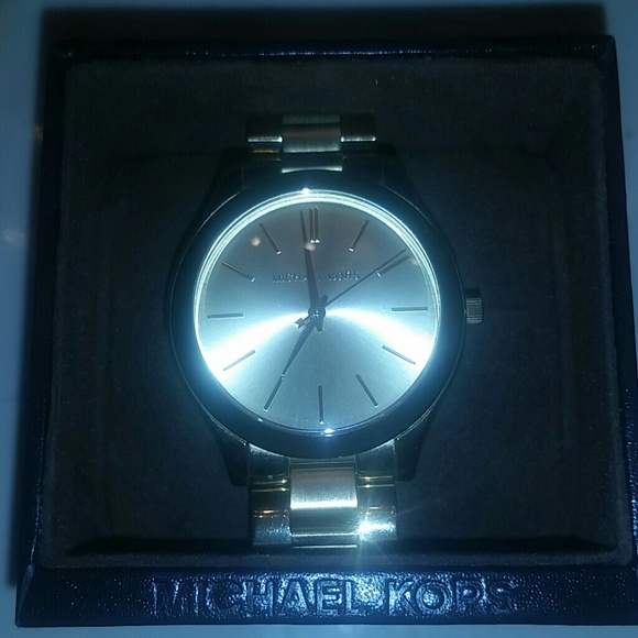 Mk Gold watch