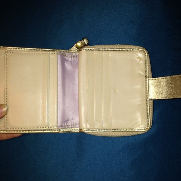 SOLD - Picture 3 of 4