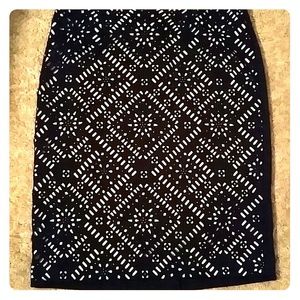 BEAUTIFUL PENCIL SKIRT