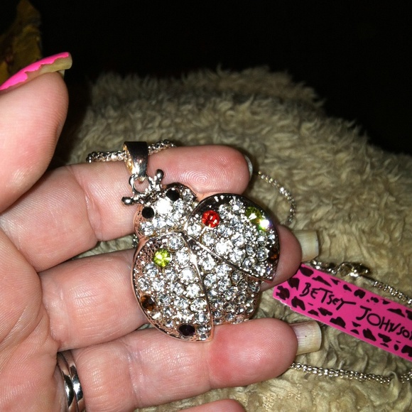 ✨Betsey Johnson Crystal LadyBug✨ - Picture 1 of 4