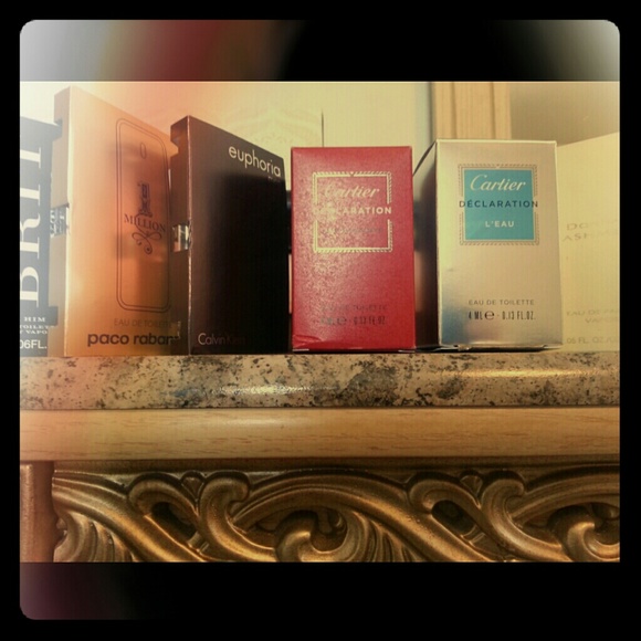 Set of 4 Men's perfume samplers & 2 Cartier Minis