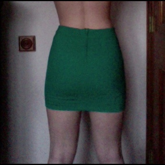 Green High Waisted Skirt - Picture 2 of 2