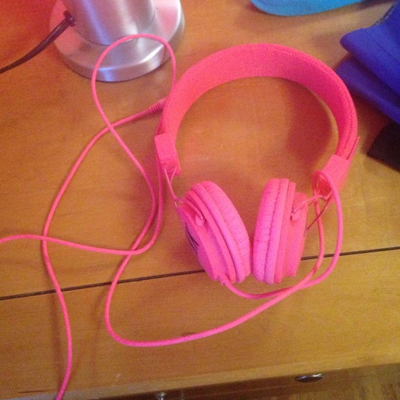PINK Victoria's Secret Other - Victoria's Secret PINK headphones