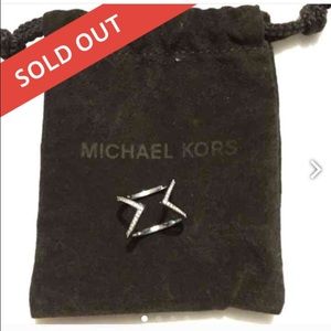 💥SOLD💥 Michael Kors silver ring