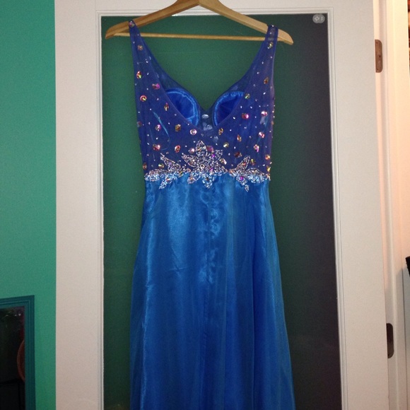 2014 open back evening/prom dress - Picture 2 of 2