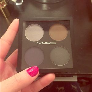 MAC Eyeshadow Quad