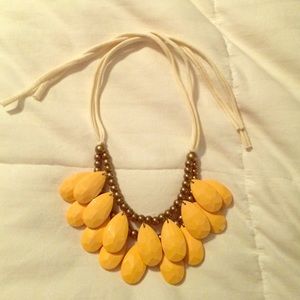 Statement necklace
