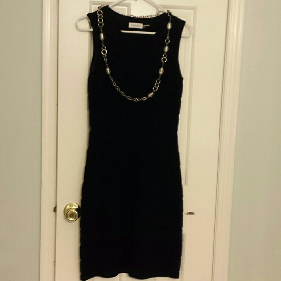 Dress - Picture 1 of 4